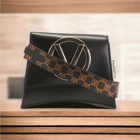 VALENTINO by Mario Valentino Italy Leather Honey Forever Crossbody in Black NWT - Picture 2 of 13